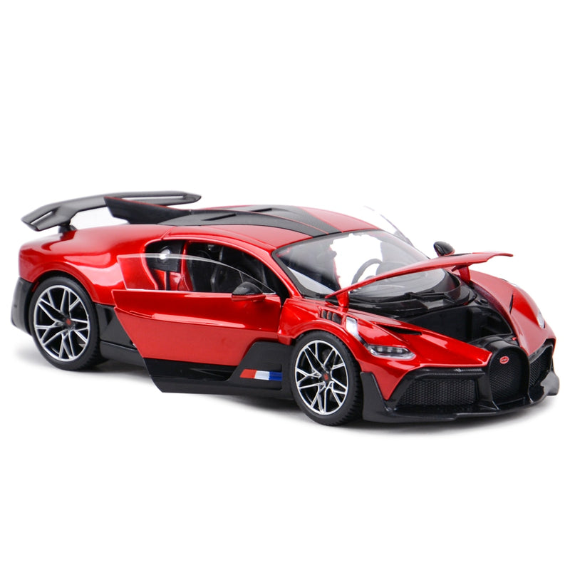 Bburago 1:18 Bugatti Divo Sports Car Static Simulation Die Cast Vehicles Collectible Model Car Toys