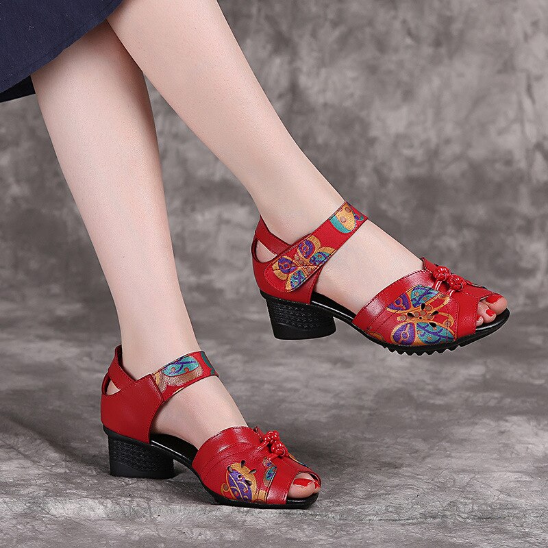 2022 Summer China Style Fashion Genuine Leather Floral Breathable Hollow Sewing Peep Toe Women Sandals Flowers Lady Shoes