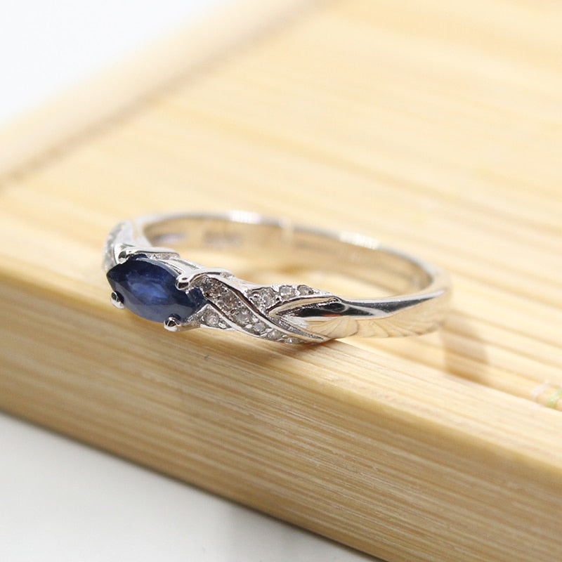 Hotsale natürlicher Saphir-Ring 3*6mm natürlicher Saphir-Edelstein-Silber-Ring 925 silberner Saphir-Ring von der chinesischen Saphir-Mine