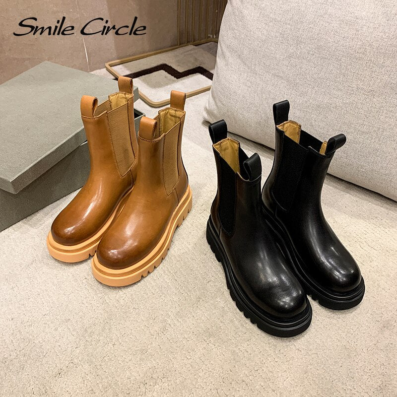 Smile Circle Otoño Slip-on Chelsea Boots Mujeres Cuero de vaca genuino moda Punta redonda Botas de plataforma plana Zapatos de dama
