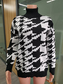 Autumn Winter Long Sleeve Oversized Sweater Women Turtleneck Black Casual Knitted Houndstooth Pullover Sweater Top Loose Jumpers
