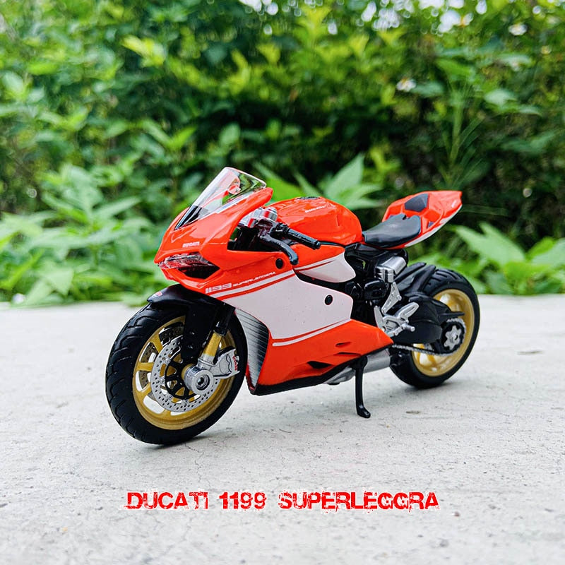 Maisto 1:18 16 styles Ducati panigale v4 s c white original authorized simulation alloy motorcycle model toy car gift collection