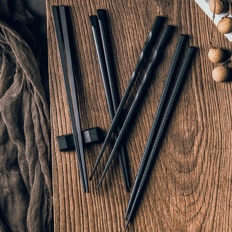 2 pares de palillos chinos creativos de aleación, palillos puntiagudos de estilo japonés, vajilla, palillos antideslizantes para el hogar