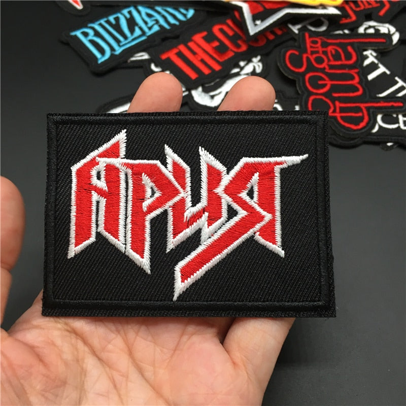 25PCS/Lot Rock Band Patches for Clothing Embroidery Stripes Iron on Patches Music Badges Diy Clothes Stickers Sewing Vest Jacket