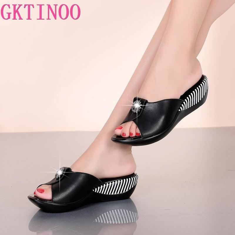 GKTINOO 2022, chanclas de plataforma de verano, zapatos de playa a la moda para mujer, sandalias antideslizantes de cuero genuino, zapatillas para mujer, zapatos