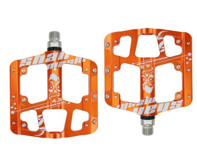 Neue CNC-Aluminiumlegierung versiegelt 3 Lager Anti-Rutsch-Fahrradpedale Flachfuß Ultraleicht Mountainbike Pedale MTB Fahrradteile