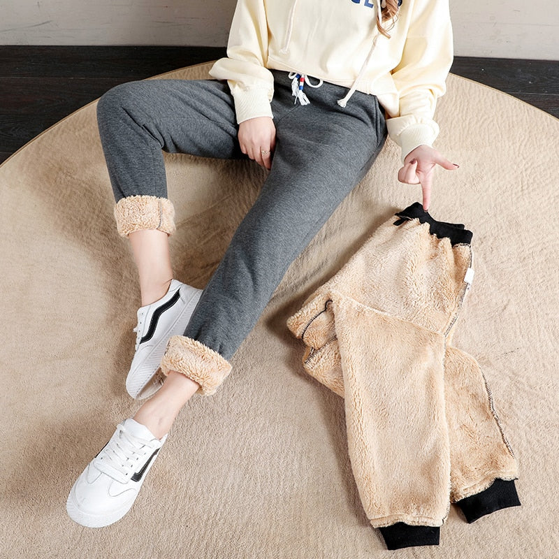 OUMENGKA Women Winter Thick Lambskin Cashmere Pants Warm Female Casual Cotton Pants Loose Harlan Long Trousers S-5XL 3XL 4XL