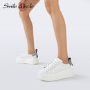 Smile Circle Weiße Turnschuhe Damen Flache Plateauschuhe Runde Zehe Lässige Schuhe mit dickem Boden Damen Low-Top Chunky Sneakers