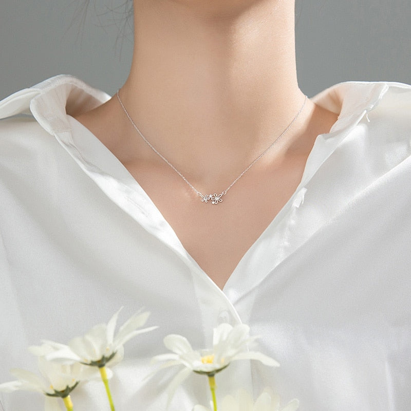 Neue Exquisite Sterling Silber Blümchen Halskette Glänzende Zirkon Blume Anhänger Halsketten Mädchen Hochzeitsgeschenk Edlen Schmuck Zubehör