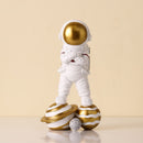 Nordic Modern Astronaut Miniature Figurines Resin Craft Home Fairy Garden Desk Decoration Furnishing Articles Room Accessories