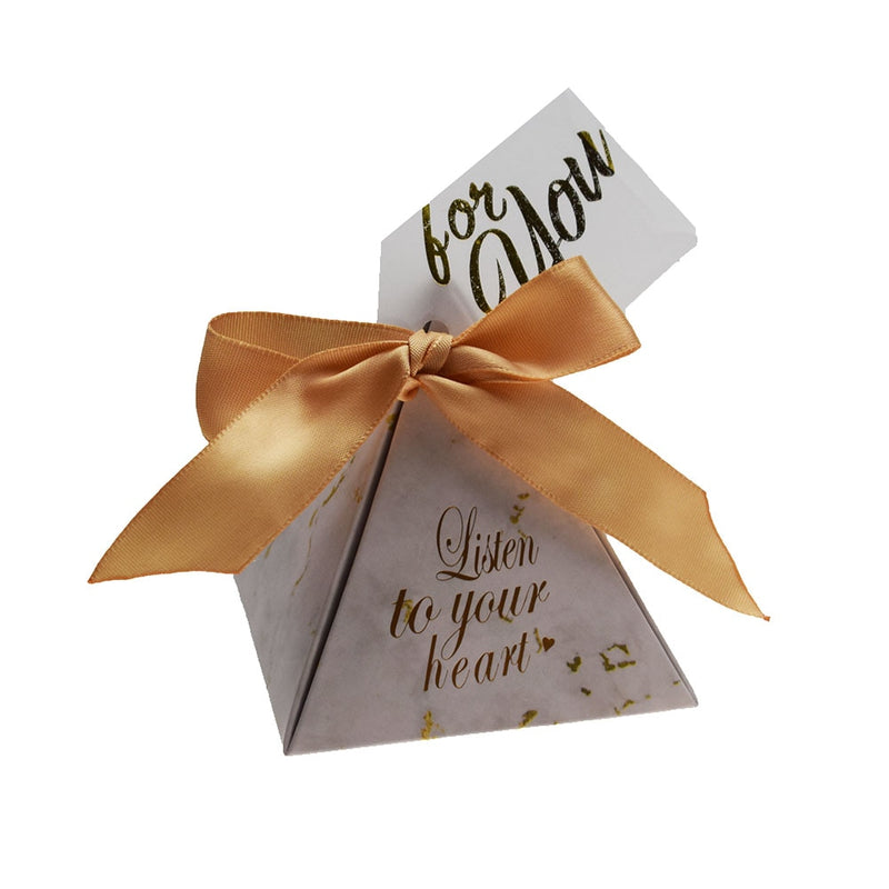 Triangular Pyramid Candy Box Wedding Favors and Gifts Boxes Candies Bags for Guests Decoration Baby Shower Party Supplies
