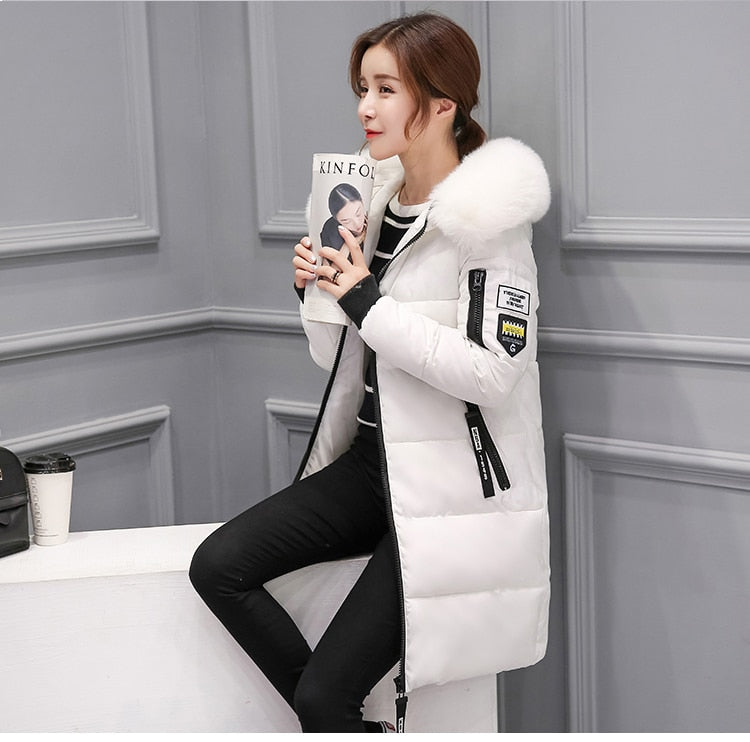 Damen Winter Outwear Korean Big Pelzkragen Daunen Baumwolle Parka Damen Slim Mid-Long Fashion Overcoat Warm Thick Wadded Jacket Coat