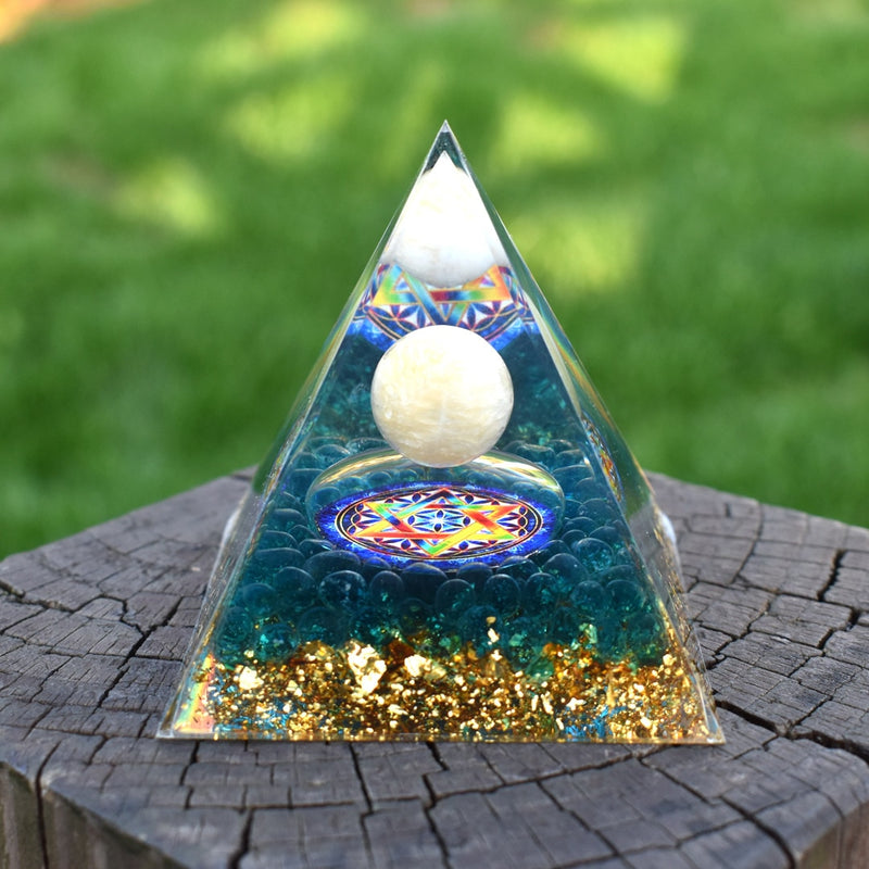 6cm Orgone Pyramid Obsidian and Lapis Lazuli Healing Crystal Energy Orgonite Pyramide Emf Protection Meditation Wholesale