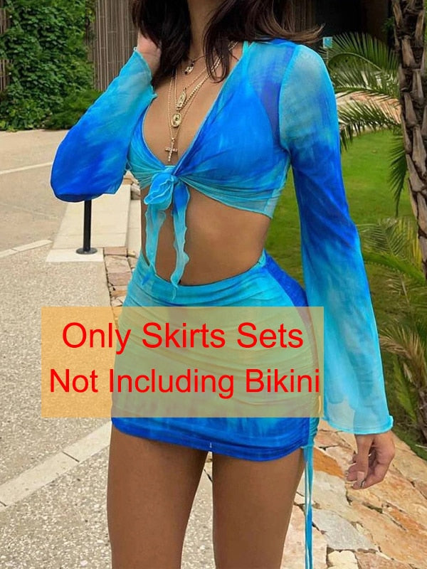 Nadafair Tie Dye Beach Sexy Kleid Frauen Zweiteiler Club Outfits Langarm Crop Tops und Miniröcke Figurbetontes Sommerkleid