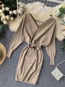 YuooMuoo Herbst Winter Frauen Strickpullover Kleid 2022 Neue Koreanische Lange Fledermausärmel V-ausschnitt Elegantes Kleid Damen Verbandkleid