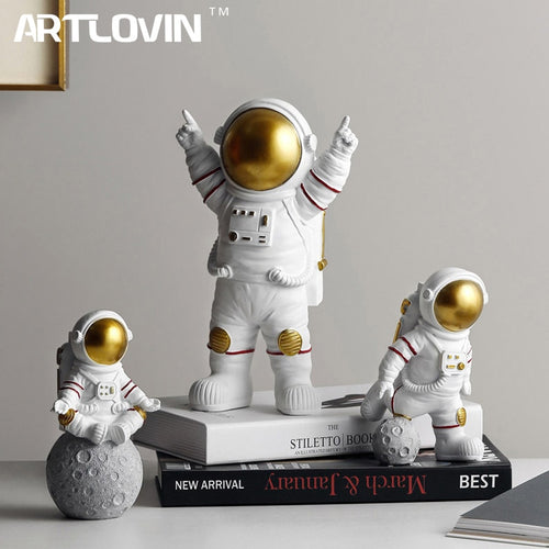 Astronautenfiguren aus Harz, Mode-Raumfahrer mit Mondskulptur, dekorative Miniaturen, Kosmonauten-Statuen, Geschenk für Mann und Freund