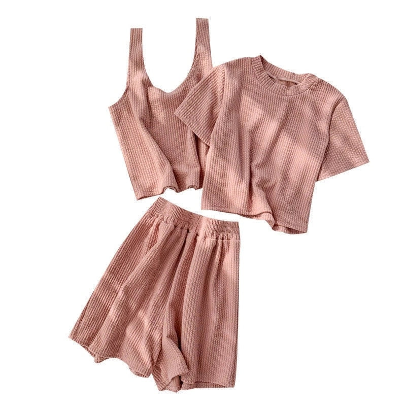 Heliar Pink O-Neck T-Shirt und Shorts und Camis Frauen Drei-Teile-Sets Hosen-Sets Femme Female Outfits 2022 Sommeranzüge Frauen