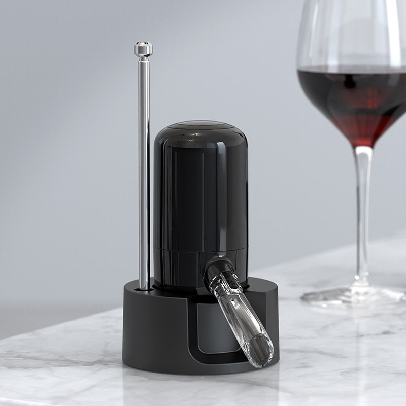 Uarliffe Elektrischer Weinspender Automatischer Weindekanter Schnell ernüchternder Weinausgießer 2 in 1 Belüfter Dekanter Für Bar Küchenwerkzeug