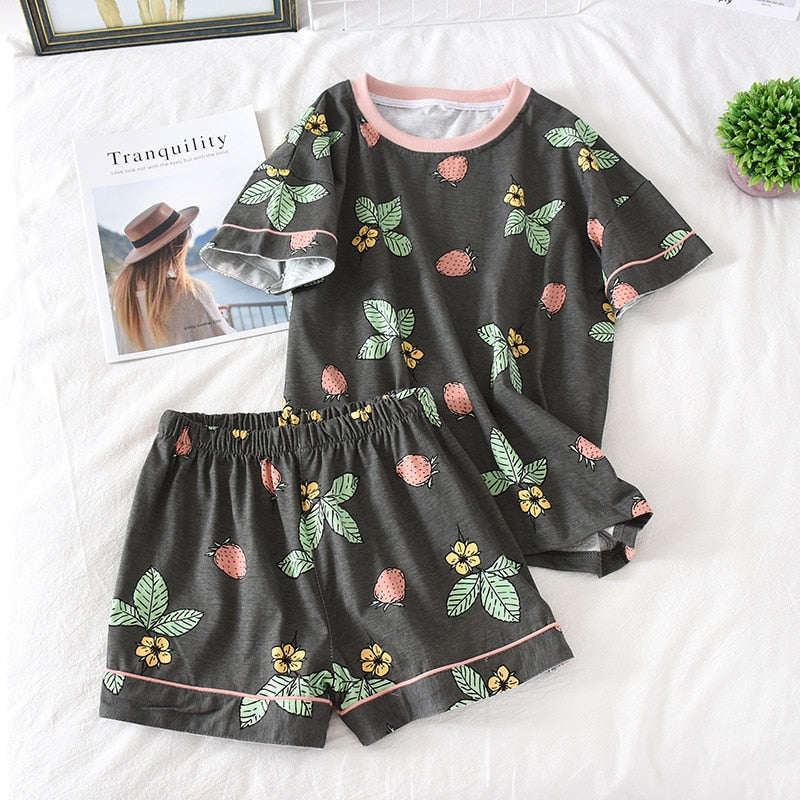 Women's 100% cotton short-sleeved shorts in summer pajamas cartoon summer sports and leisure two-piece suits can be worn out