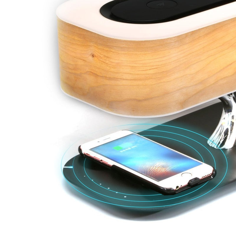 Decor Tree Light Tischlampe Musik Bluetooth-Lautsprecher Bettlampe WiFi-Lautsprecher LED-Licht Handy QI Kabelloses Aufladen für Zuhause