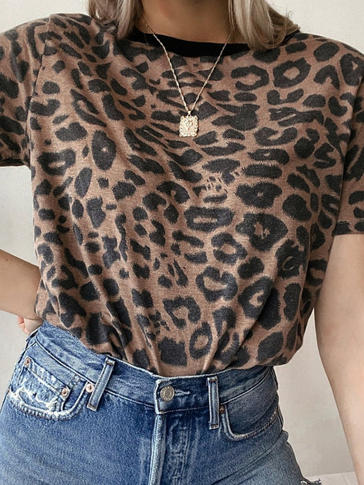 Aachoae Summer Women Leopard T Shirt O Neck Fashion Female Tshirt Short Sleeve Loose Home Ladies Tee Tops Mujer Camisetas S-XL
