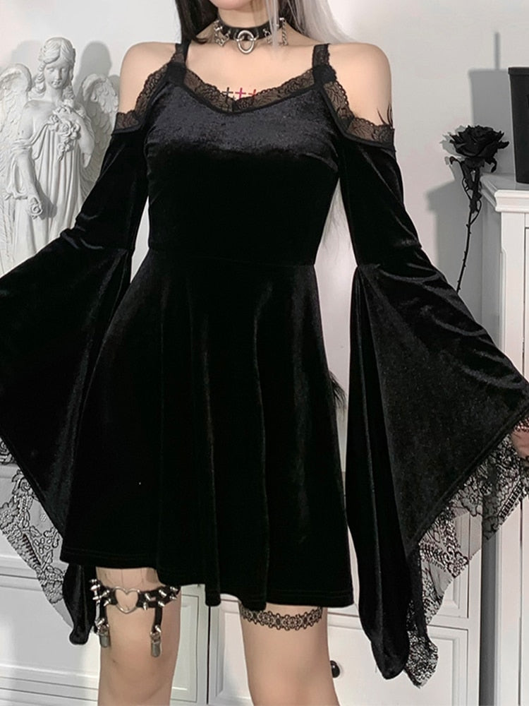 InsGoth Goth Sexy Flare Sleeve Schwarzes Kleid Y2K Harajuku Hohe Taille A-Linie Minikleider Schulterfrei Punk Halloween Herbstkleid