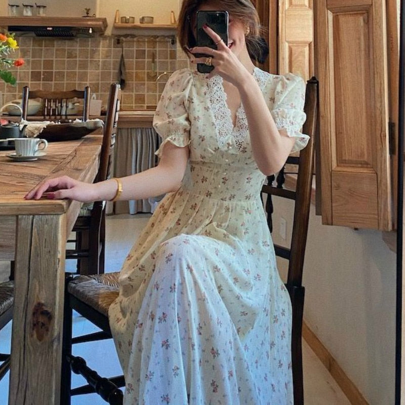 Vintage Floral Dress Women Elegant Lace Chiffon Korean Party Dress Puff Sleeve V Neck Midi Dress Fall Dresses for Women 2022