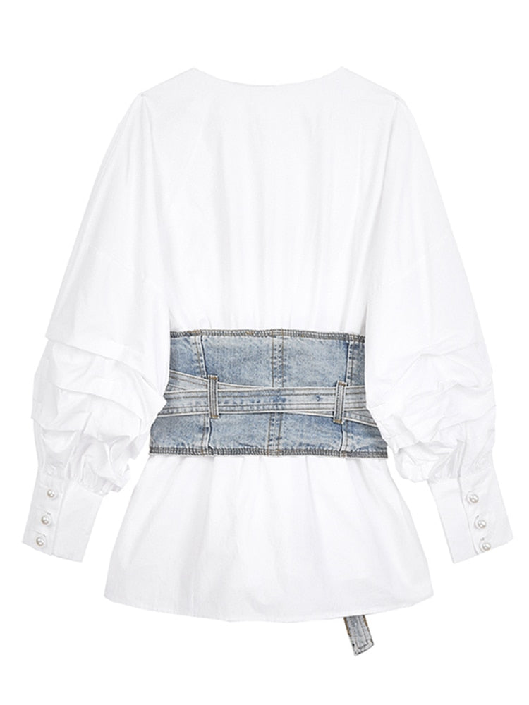 [EAM] blusa de temperamento dividido de mezclilla blanca para mujer nueva solapa manga larga linterna camisa holgada moda primavera otoño 2022 1Z942