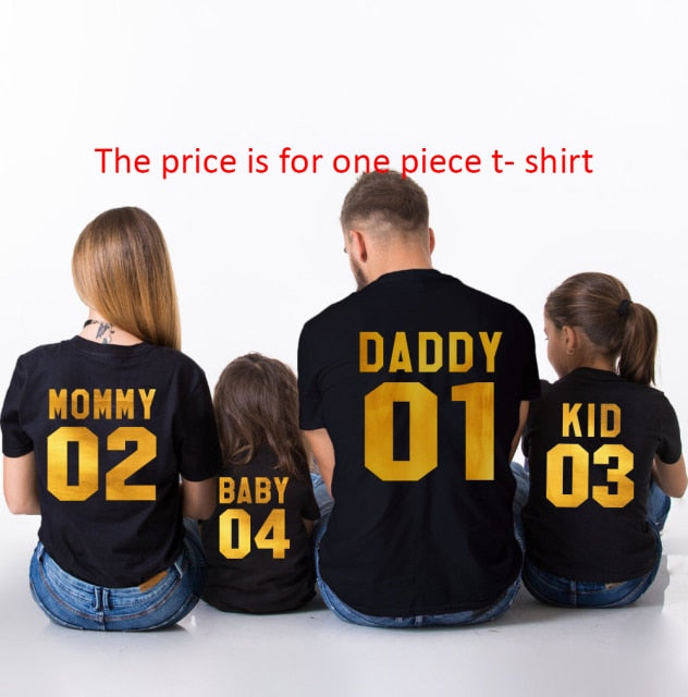 Ropa a juego para la familia Camiseta de algodón con apariencia familiar DADDY MOMMY KID BABY Letra divertida impresa Número Tops Tees Verano