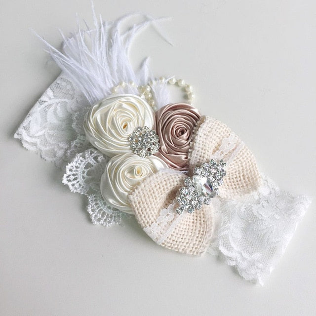 Vintage Blume Stirnband Baby Mädchen Headwraps Neugeborene Fotografie Requisiten Geschenke Spitze Elastische Haarbänder Perle Feder Zubehör