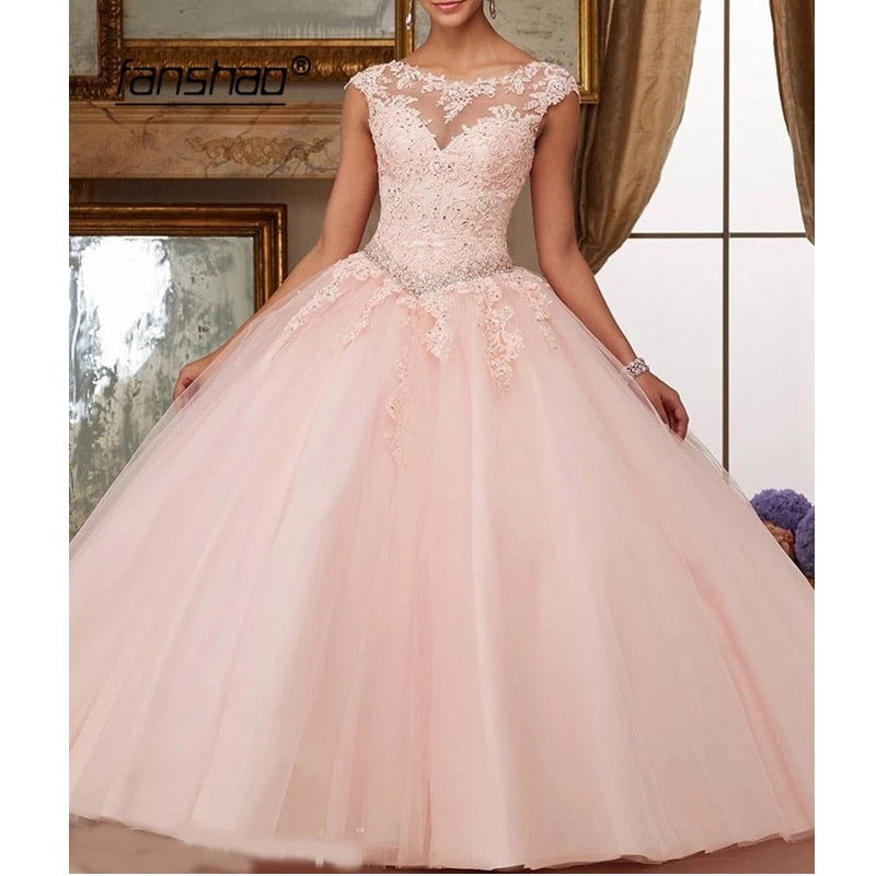 Fanshao Quinceanera Dresses Appliques Beads Scoop Neck Ball Gowns Sparkly Sweet 16 Year Princess Dresses For 15 Years Vestidos
