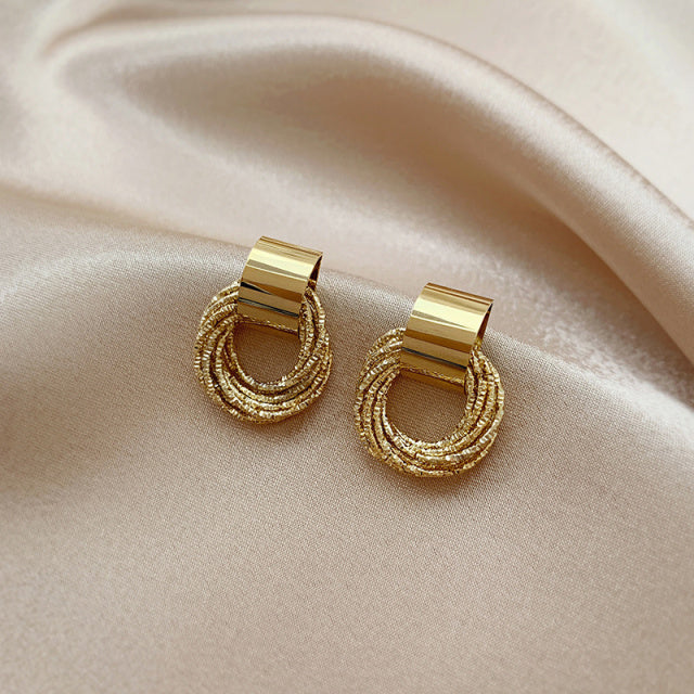 Herbst Winter neue braune Ohrringe Vintage Matte Ohrringe für Frauen Metall Fashion Statement baumeln Ohrring 2021 Trend Schmuck