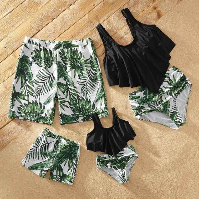 Family Look Leaf Swimsuits Mother Daughter Matching Swimwear Father Son Swim Shorts Mommy and Me Bathing Suits Clothes Outfits