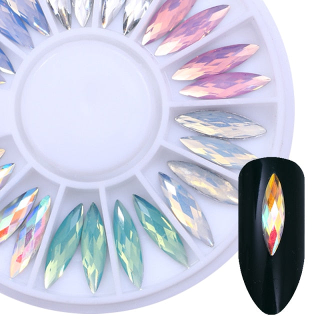 1 caja de diamantes de imitación para decoración de uñas de colores mezclados, cuentas de purpurina de cristal brillante para decoración de uñas en 3D, accesorios para uñas en rueda
