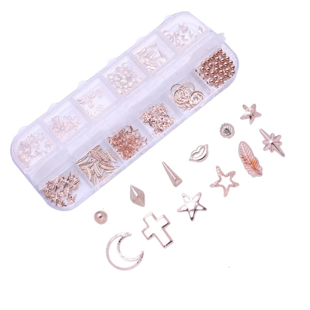 1 Box gemischte Farbe Nail Art Strass glänzende Kristall Nagel Glitter Perlen 3D Nail Art Dekorationen Nagel Zubehör im Rad
