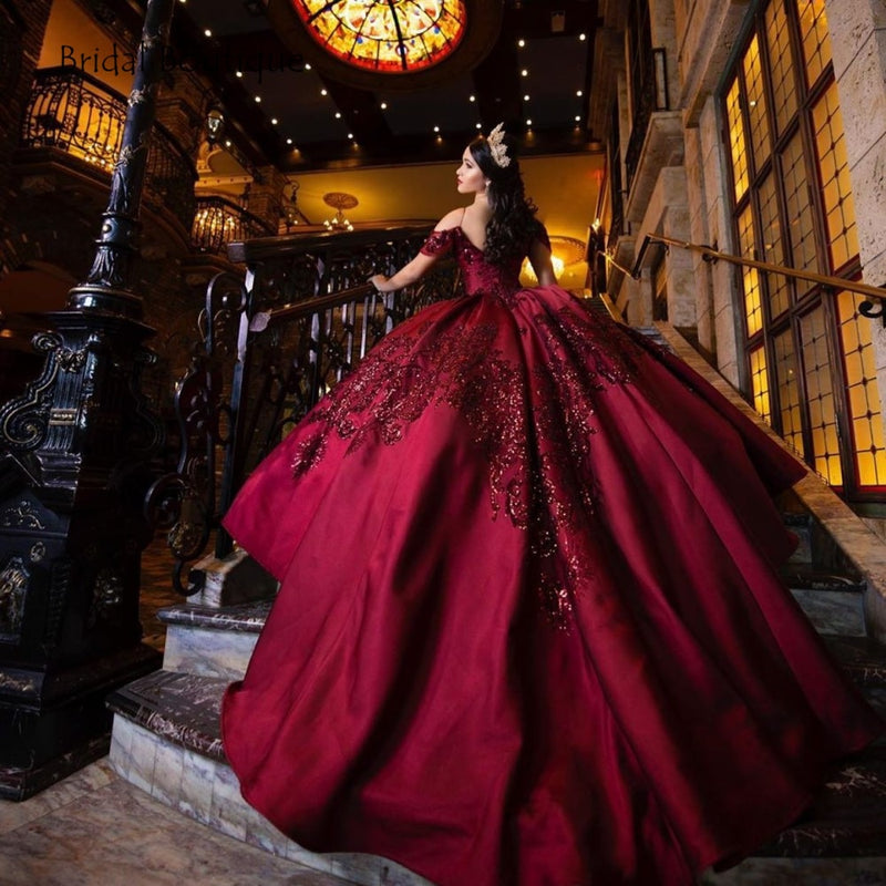 Burgundy Quinceanera Dresses with Sequins Applique Off the Shoulder Sweet 16 Dress vestido de 15 anos 2021 Ball Prom Gowns