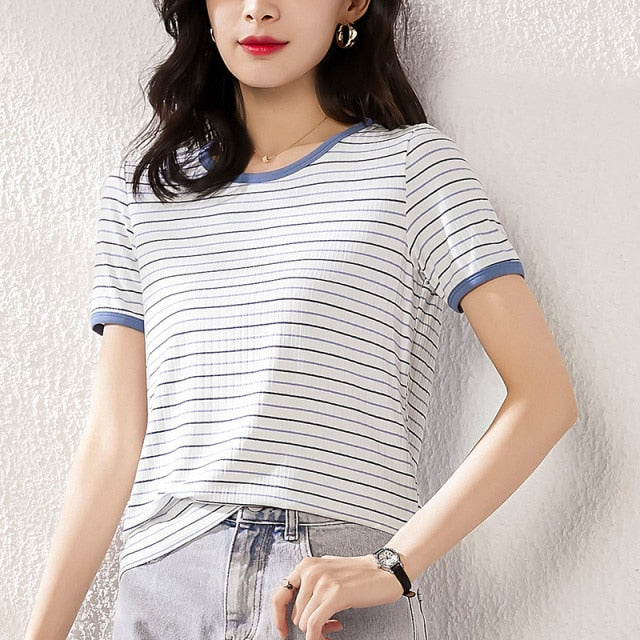 Blusa de rayas blancas y negras a la moda para mujer, camisa informal de manga larga con cuello redondo, camisa coreana suave, camiseta para mujer, primavera 2021