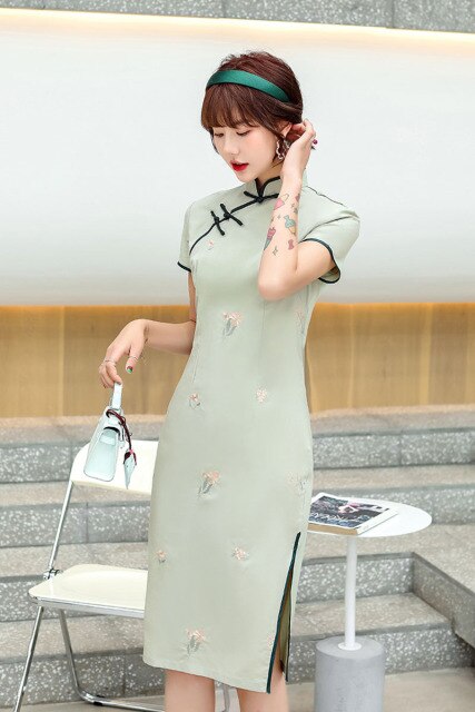 Chinese National Cheongsam Embroidery Cotton Dress Handmade Button Vintage Women Dresses Sexy Pink Qipao