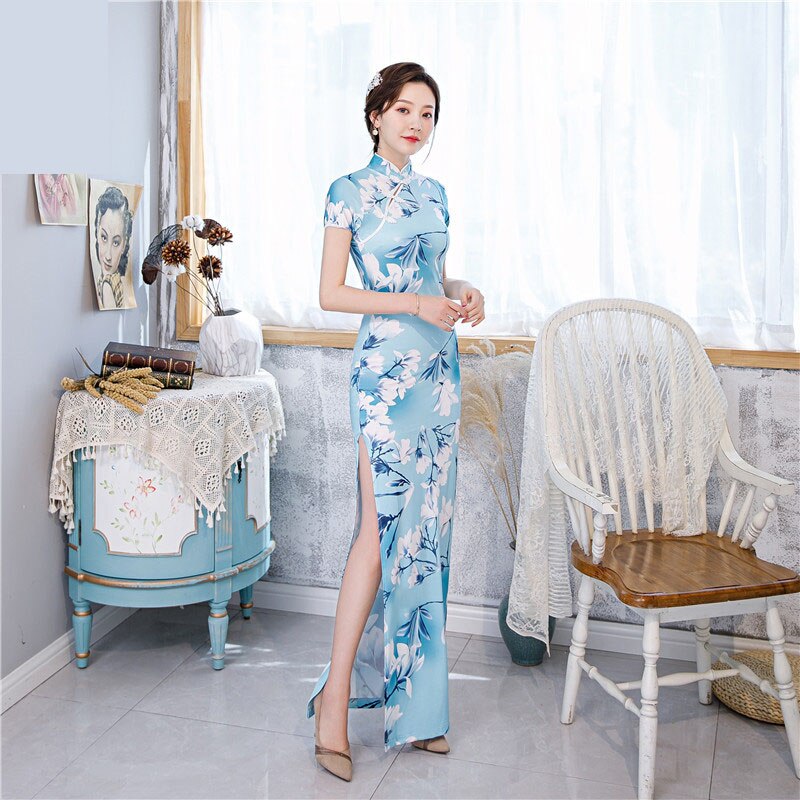 2021 Elegante Frauen Cheongsam Chinesisches Traditionelles Dünnes Kleid Hochzeitskostüm Lange Kleider Sexy Qipao Plus Size Multi Color