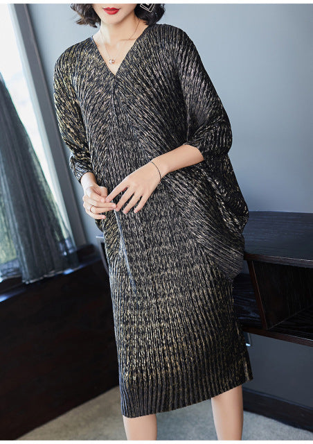 LANMREM 2022 High Quality New Fashion V Collar Pleats Batwing Sleeve Loose Dress For Women Print Clothing Vestido YE853