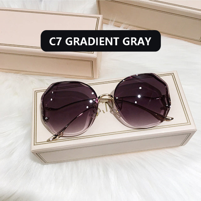 2022  Fashion Tea Gradient Sunglasses Women Ocean Water Cut Trimmed Lens Metal Curved Temples Sun Glasses Female UV400