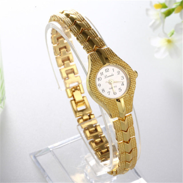Frauen-Armband-Uhr Mujer goldene Uhren kleine Vorwahlknopf-Quarz-Freizeit-Uhr populäre Armbanduhr Stunde weibliche Damen elegante Uhren