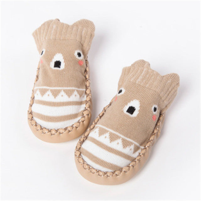 2022 Mode Baby Socken mit Gummisohlen Infant Socke Neugeborenen Herbst Winter Kinder Boden Socken Schuhe Anti Slip Soft Sole Socke