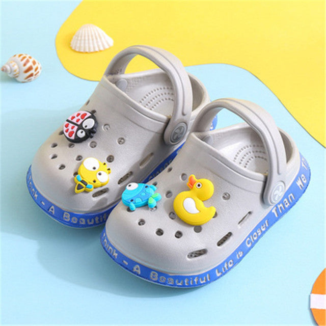 2022 Sommer Baby Sandalen für Mädchen Jungen Kinder Schuhe Hausschuhe Weiche rutschfeste niedliche Tier Loch Schuhe Kleinkinder Kinder Strand Sandale
