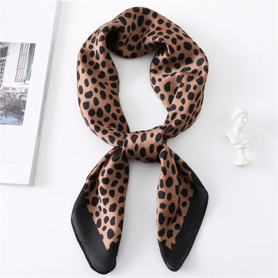 2022 Summer Luxury Brand Silk Scarf Square Women Shawls And Wraps Fashion Office Small Hair Neck Hijabs Foulard Scarves 70*70cm